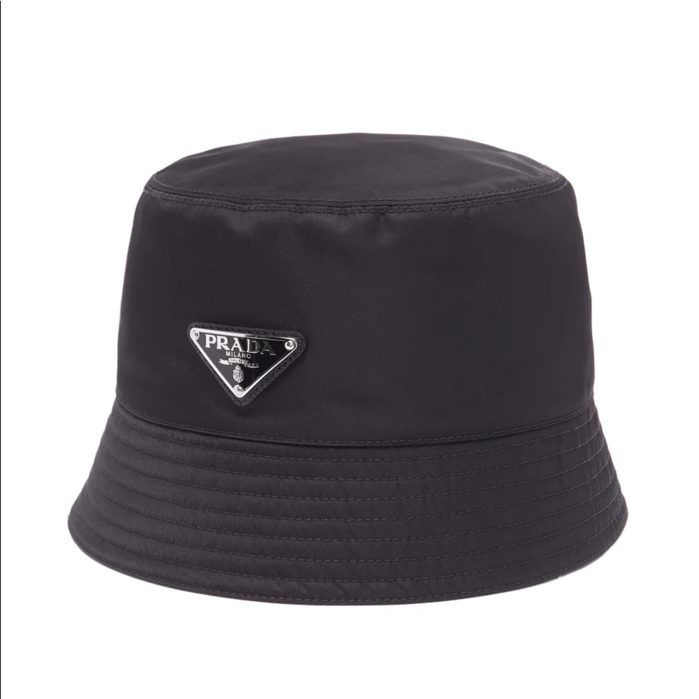 NWT black Prada nylon bucket hat